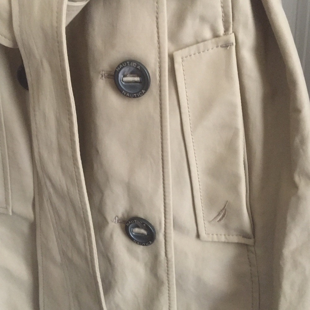 NAUTICA TAN TRENCH COAT - Picture 4 of 8